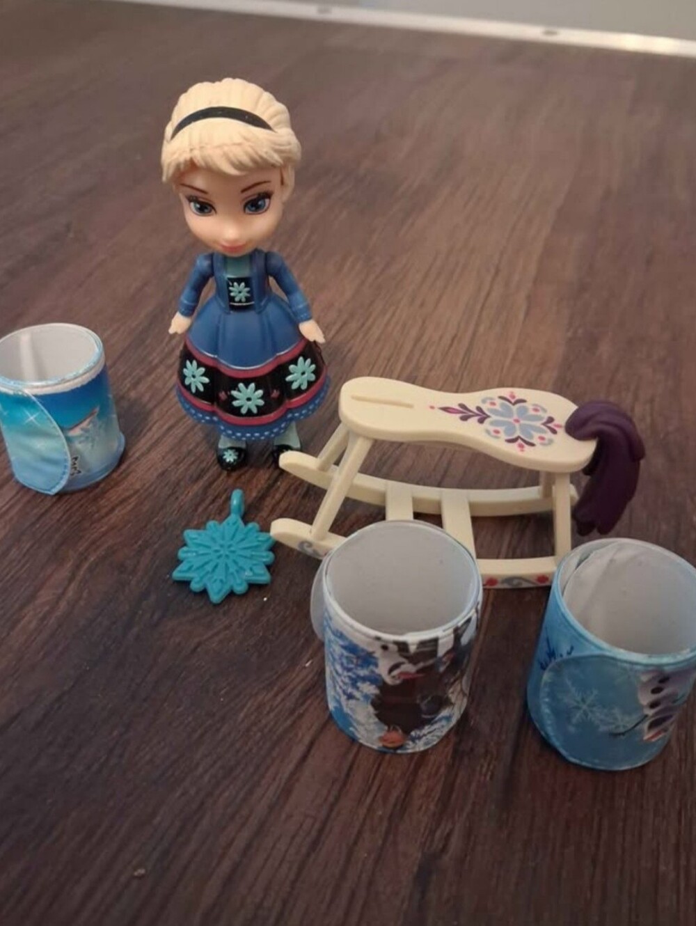 Disney Frozen Elsa Mini Doll Set with Blue Outfit and Cream Rocking Horse